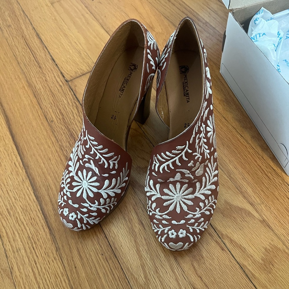Mexican heels